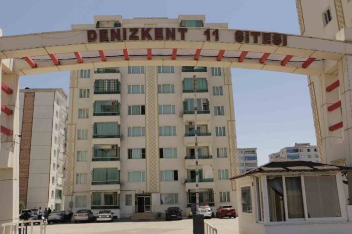 Ejegül’ün 8. Kattan Düşerek Öldüğü Apartmanın Yöneticisi: ’’cemil K., 2 Ay Önce Gelip Dua Etmiş’’