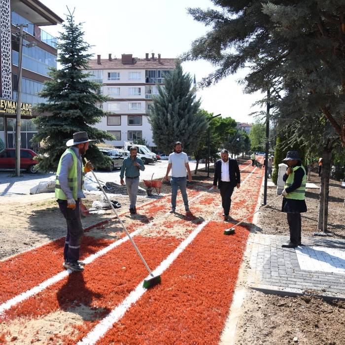 Pursaklar’da Parklar Yenileniyor