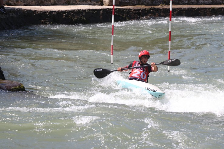 rizede-akarsu-kano-slalom-ve-kayak-cross-turkiye-sampiyonasi-yapildi-6.jpg