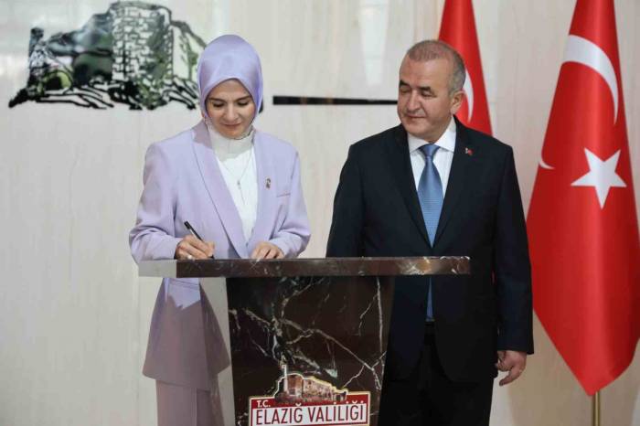 Bakan Göktaş: "Kadın Ve Erkek Memurlara Yönelik Doğum Sonrası Yarı Zamanlı Çalışmayı Hayata Geçirdik"