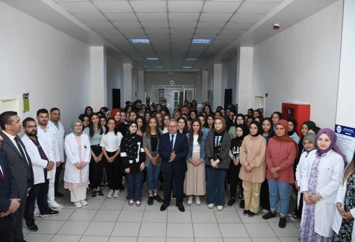 Başkan Büyükkılıç, Üniversite Adaylarını Kayseri’ye Davet Etti