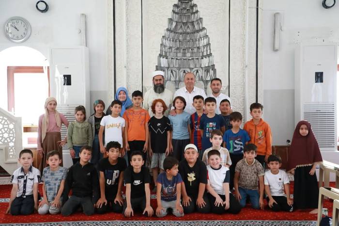 Başkan Arslan’dan Kur’an Kursu Öğrencilerine Ziyaret