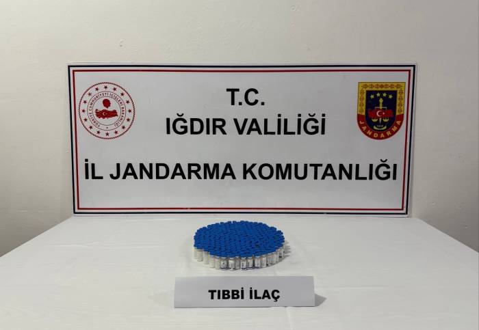 Iğdır’da Kaçak Sigara Ve Botoks Operasyonu: 4 Gözaltı