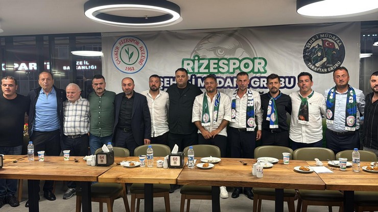 rizespor-tribunlerinde-yeni-donem-mekansizlar-artik-sehr-i-mudafa-3.jpg