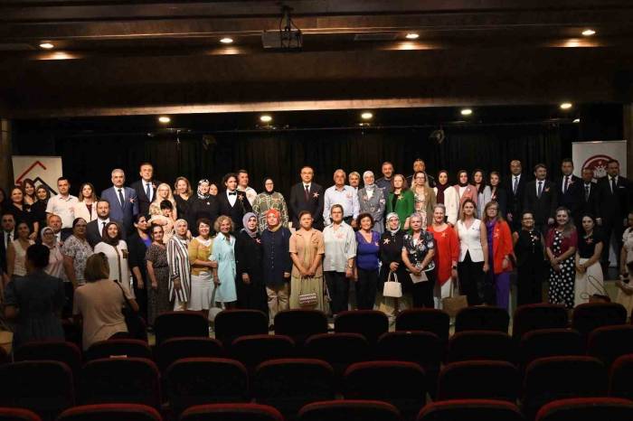 Tekirdağ’da Gönül Elçileri İle Koruyucu Aile Farkındalık Toplantısı Düzenlendi