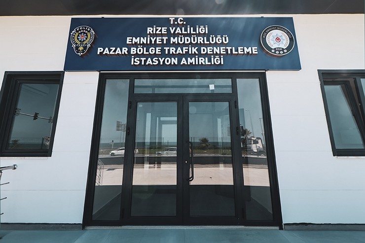 rizede-pazar-bolge-trafik-denetleme-istasyon-amirligi-binasinin-insaati-tamamlandi-3.jpg