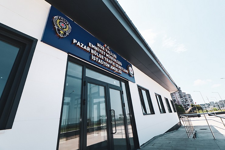rizede-pazar-bolge-trafik-denetleme-istasyon-amirligi-binasinin-insaati-tamamlandi-7.jpg