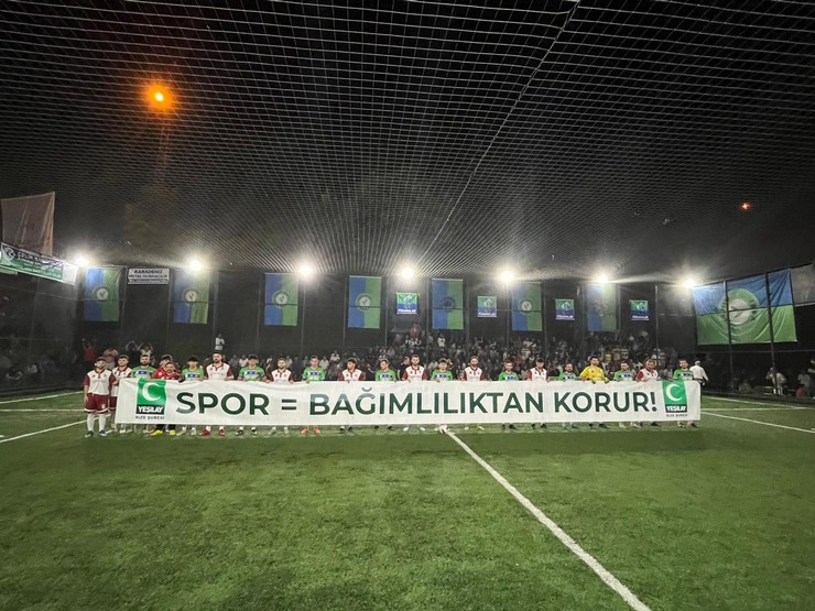 buyukkoy-vadisi-futbol-turnuvasinda-yesilaydan-bagimlilikla-mucadele-vurgusu-2.jpg
