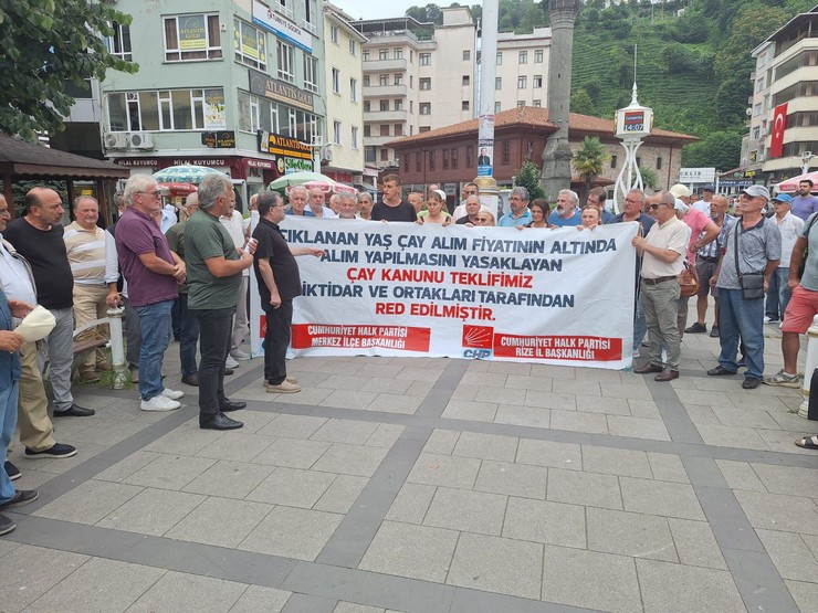 cumhuriyet-halk-partisi-chp-rize-il-baskanliginin-yas-cayda-yasanan-sorunlar-nedeniyle-her-ilcede-duzenleyecegini-duyurdugu-basin-aciklamalarinin-ikincisi-cayelinde-g-1.jpg
