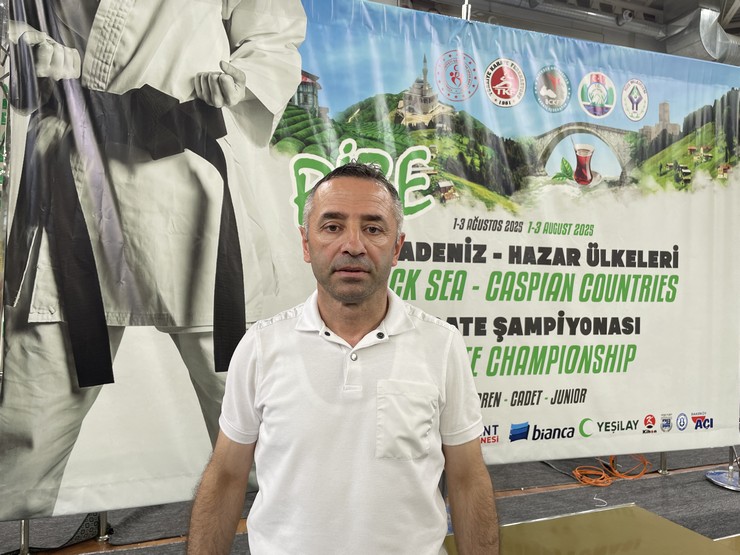 rizede-turkiye-karate-federasyonunca-organize-edilen-karadeniz-ve-hazar-ulkeleri-karate-sampiyonasi-tamamlandi-4.jpg