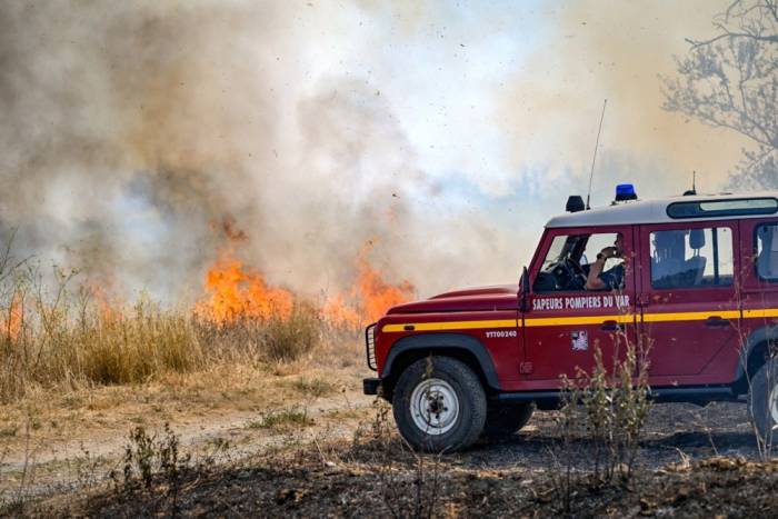 Fransa’da 1949’dan Bu Yana Çıkan En Büyük Orman Yangını Kontrol Altına Alındı