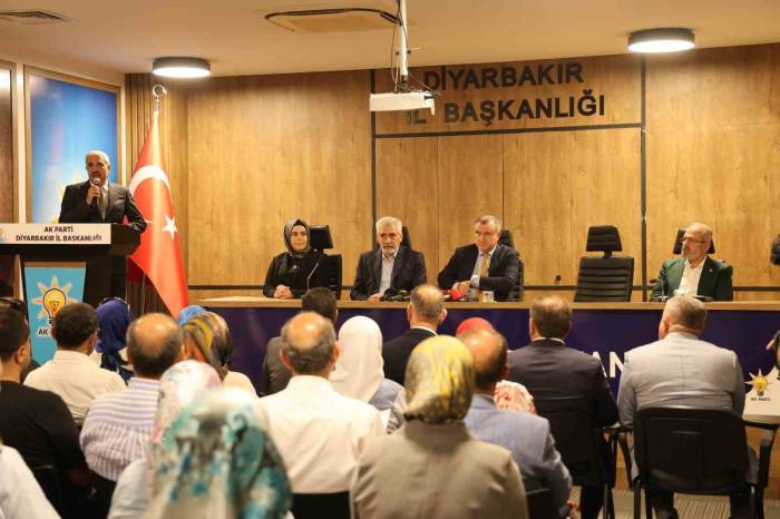 Bakan Bak: "Terörsüz Türkiye" Süreci, Türkiye’nin Dört Bir Yanında Anlatılacak"