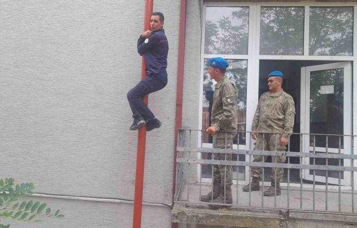 Askeri Personele Yangın Tatbikatı