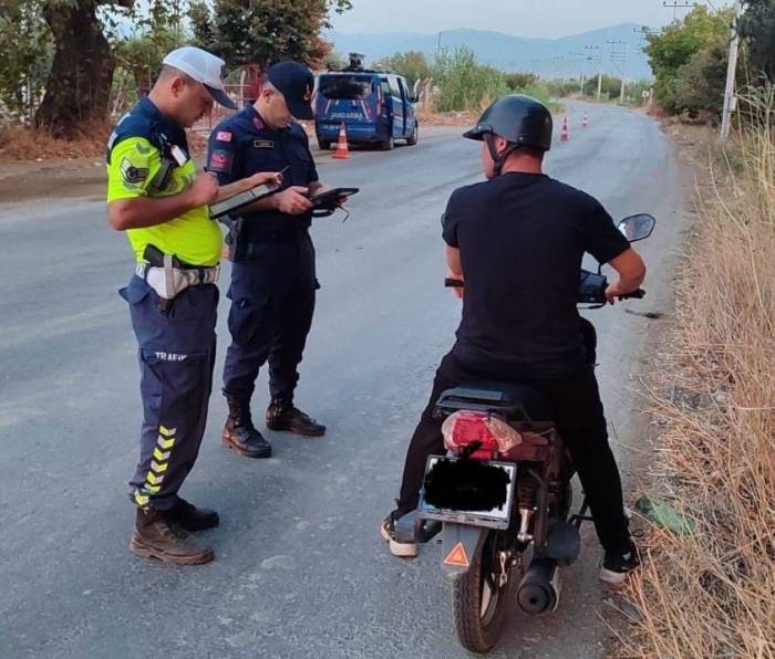 Emniyet Ve Jandarmadan Motosikletlilere Sıkı Denetim