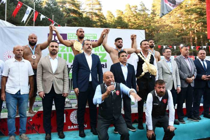 Kunduz’da Başpehlivan Feyzullah Öztürk