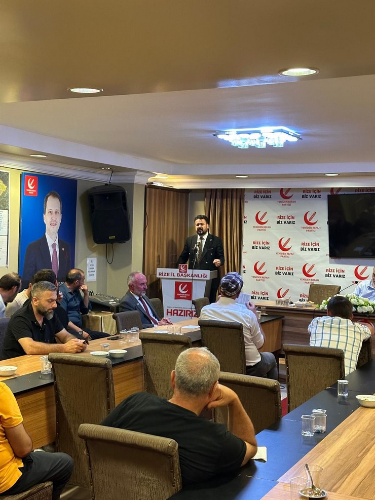 yeniden-refah-partisi-rize-teskilatinda-yeni-ilce-baskani-atamalari-gerceklestirdi-merkez-ardesen-ve-findikli-ilcelerinde-gorev-yapan-ilce-baskanlarinin-yerine-yeni-i-3.jpg