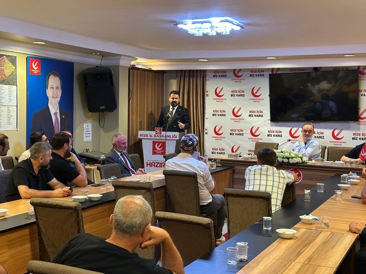 yeniden-refah-partisi-rize-teskilatinda-yeni-ilce-baskani-atamalari-gerceklestirdi-merkez-ardesen-ve-findikli-ilcelerinde-gorev-yapan-ilce-baskanlarinin-yerine-yeni-i-5.jpg