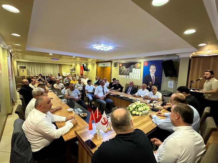 yeniden-refah-partisi-rize-teskilatinda-yeni-ilce-baskani-atamalari-gerceklestirdi-merkez-ardesen-ve-findikli-ilcelerinde-gorev-yapan-ilce-baskanlarinin-yerine-yeni-i-7.jpg