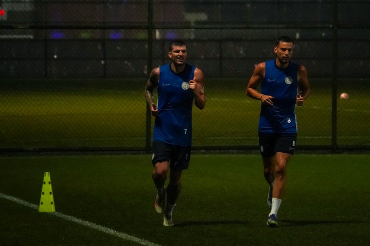 caykur-rizespor-galatasaray-macinin-hazirliklarina-basladi-14.jpg