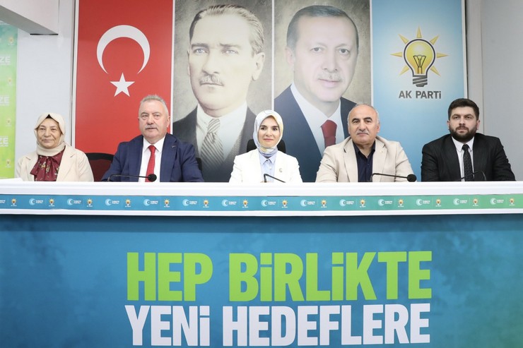 aile-ve-sosyal-hizmetler-bakani-mahinur-ozdemir-goktas-rizede-5.jpg