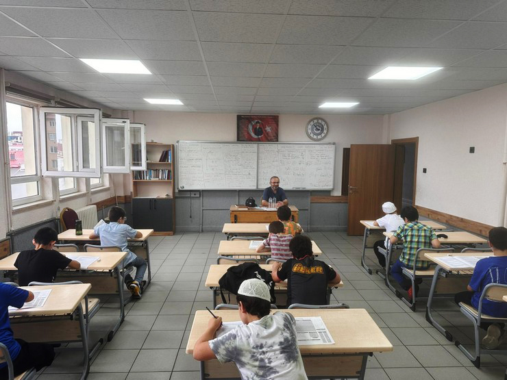 rizede-hafizlik-projesi-ogrencileri-yaz-donemi-egitimlerini-tamamladi-10.jpg