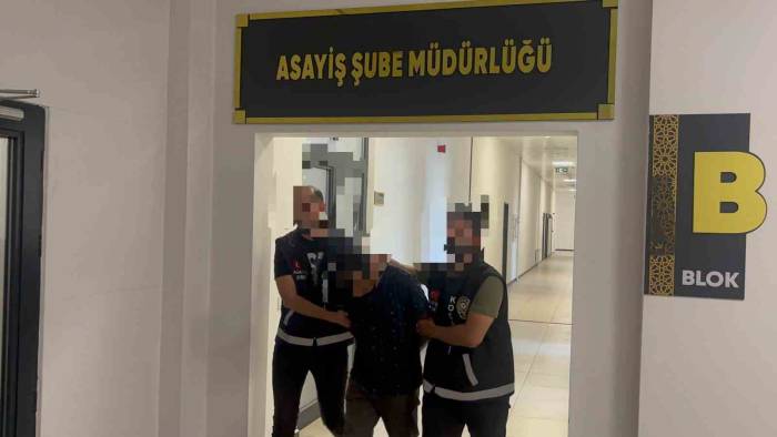 Kuzenini Göğsünden Bıçaklayarak Öldüren Şahıs Tutuklandı