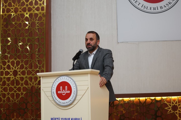 rize-muftu-yusuf-karali-dini-yuksek-ihtisas-merkezinde-yuksek-ihtisas-egitimi-17-donem-acilis-programi-rize-valisi-ihsan-selim-baydasin-katilimlariyla-gerceklestirildi-6.jpg