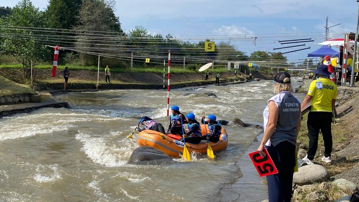 rizede-rafting-avrupa-kupasi-heyecani-devam-ediyor-10.jpg