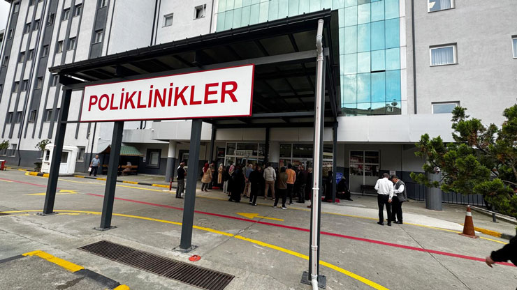 rizede-hasta-muayene-kuyrugu-sabah-6da-basliyor.jpg