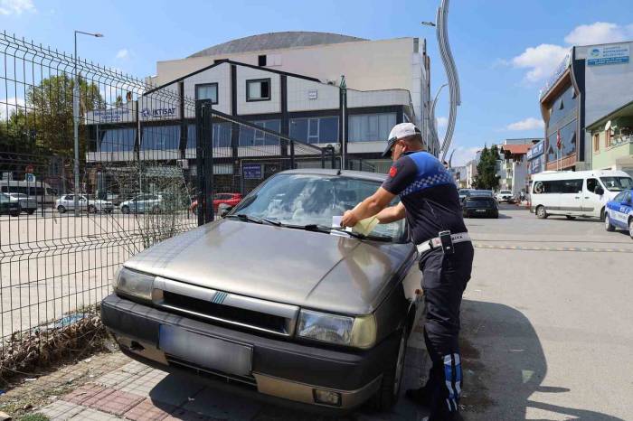 Büyükşehir Zabıtası Tek Tek Uyardı
