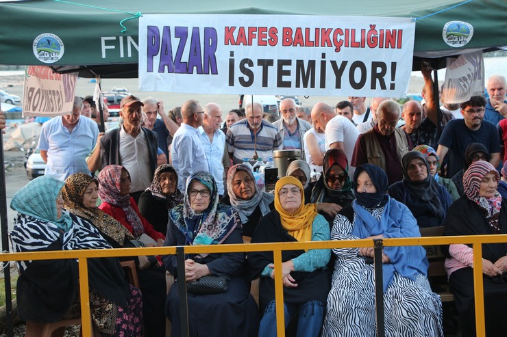 balikci-koyu-balikcilik-yapabilmek-icin-direniyor-1.jpg