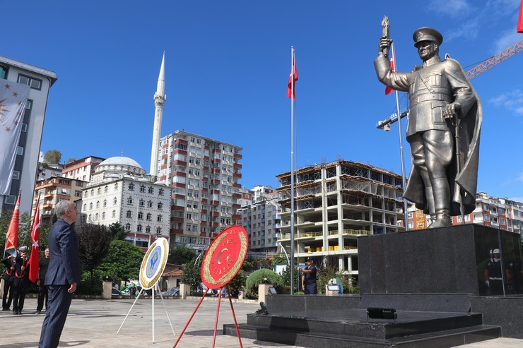 gazi-mustafa-kemal-ataturkun-rizeye-gelisinin-101-yil-donumu-torenle-kutlandi-3.jpg