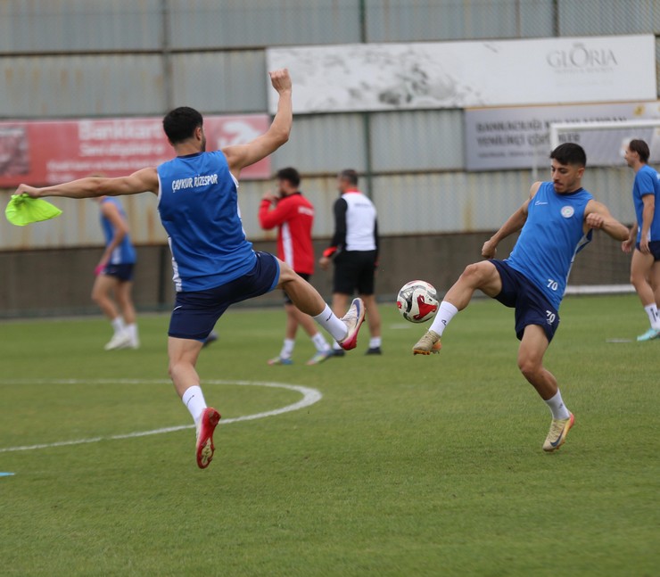 aykur-rizespor-antrenmani-2.jpg