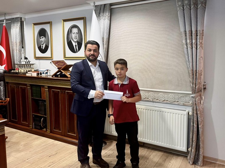 rizede-kuran-i-kerimi-yuzunden-guzel-okuma-yarismasi-il-finali-yapildi-2.jpg