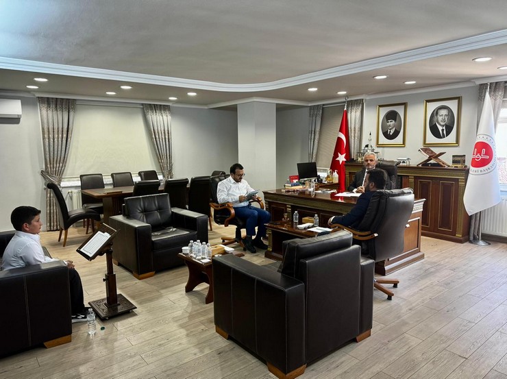 rizede-kuran-i-kerimi-yuzunden-guzel-okuma-yarismasi-il-finali-yapildi-7.jpg