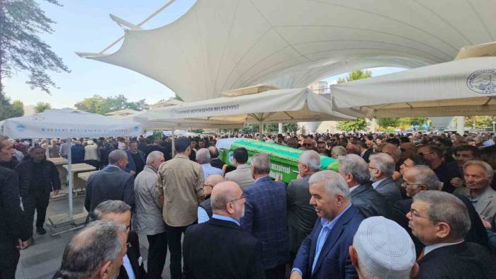 Gönül Karatepe Son Yolculuğuna Uğurlandı