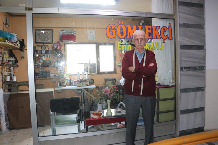 rizede-62-yildir-terzi-olarak-hayatini-surduren-emin-karaali-yilin-ahisi-secilerek-bu-kulturun-yasayan-temsilcilerinden-biri-oldu-8.jpg