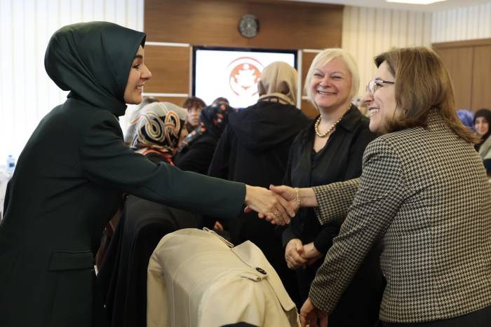 Bakan Göktaş: "(Kadına Yönelik Şiddetle Mücadele) İş Birliklerimizi Güçlendirmeye Devam Ediyoruz"