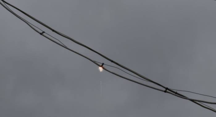 Kablolardan Çıkan Kıvılcım İtfaiye Ekiplerini Harekete Geçirdi