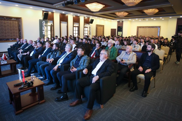 musiad-rizeden-turkiyede-savunma-sektoru-ve-stratejik-basliklar-programi-14.jpg