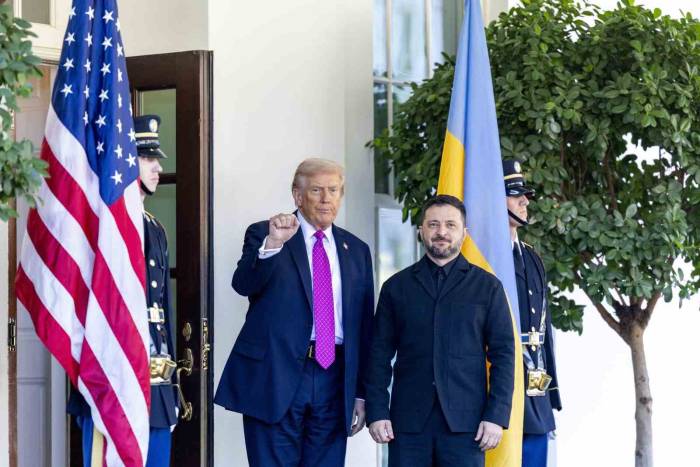 Zelenskiy: "Trump Bütün Dünyaya Orta Doğu’da Bir Barış Sağlanabileceğini Gösterdi"