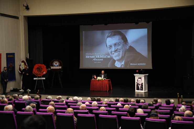 turgut-ozalmesut-yilmaz-kultur-ve-yasatma-dernegi-tarafindan-turkiye-cumhuriyetinin-21-basbakani-ahmet-mesut-yilmazin-vefatinin-5-yili-dolayisiyla-trabzonda-bir-an-3.jpg