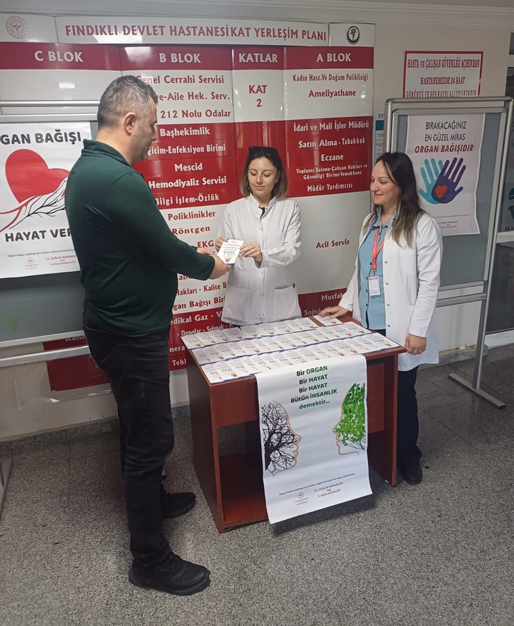 rizede-organ-bagisi-haftasi-kapsaminda-farkindalik-etkinlikleri-duzenlenmeye-devam-ediyor-2.jpg