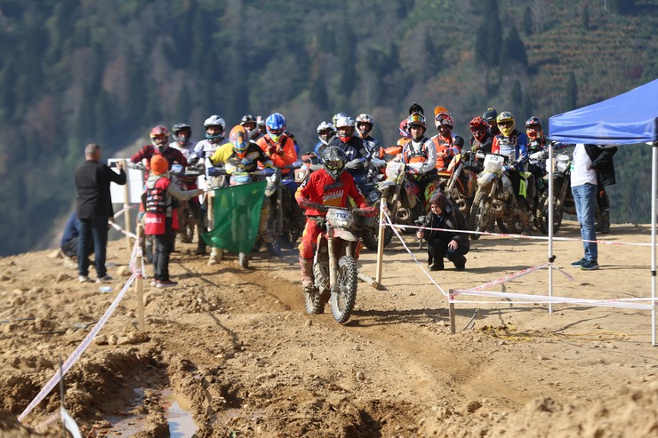turkiye-motosiklet-federasyonunun-rizede-duzenledigi-turkiye-enduro-ve-atv-sampiyonasi-sona-erdi-1.jpg