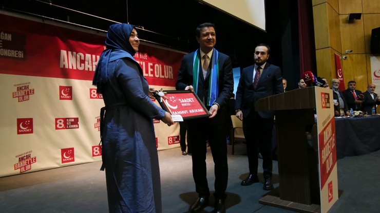 saadet-partisi-genel-baskani-mahmut-arikanin-da-katildigi-rize-il-kongresi-7.jpg