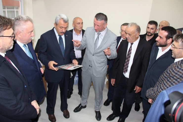 rize-birlik-gazetesi-calisma-ofisi-acildi-12.jpg