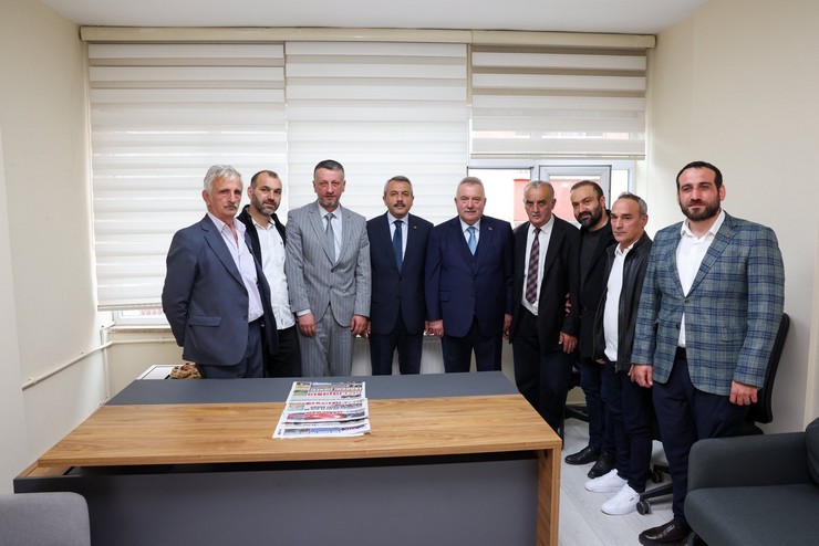 rize-birlik-gazetesi-calisma-ofisi-acildi-4.jpg