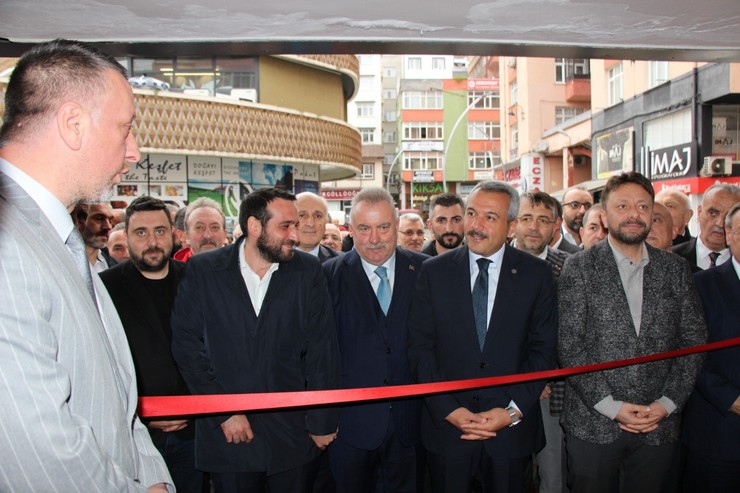 rize-birlik-gazetesi-calisma-ofisi-acildi-8.jpg