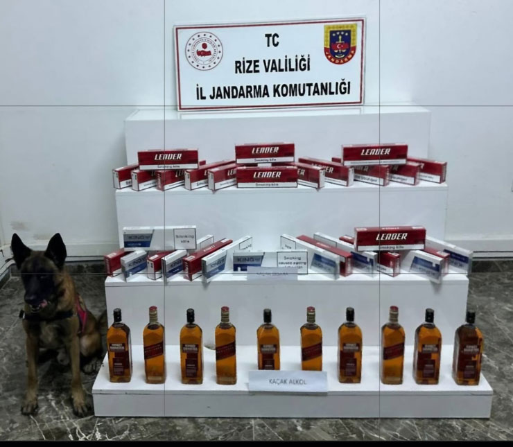 rizede-kacakcilik-operasyonu-kadin-yolcunun-cantasinda-bandrolsuz-sigara-ve-icki-ele-gecirildi.jpg