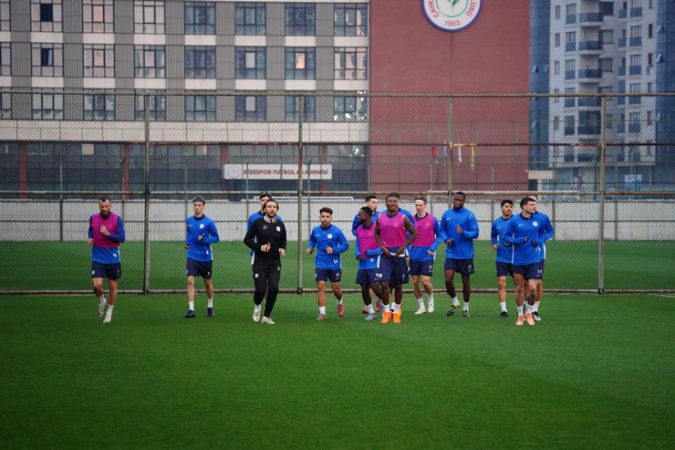 caykur-rizespor-zecorner-kayserispor-maci-hazirliklarina-basladi-1.jpg